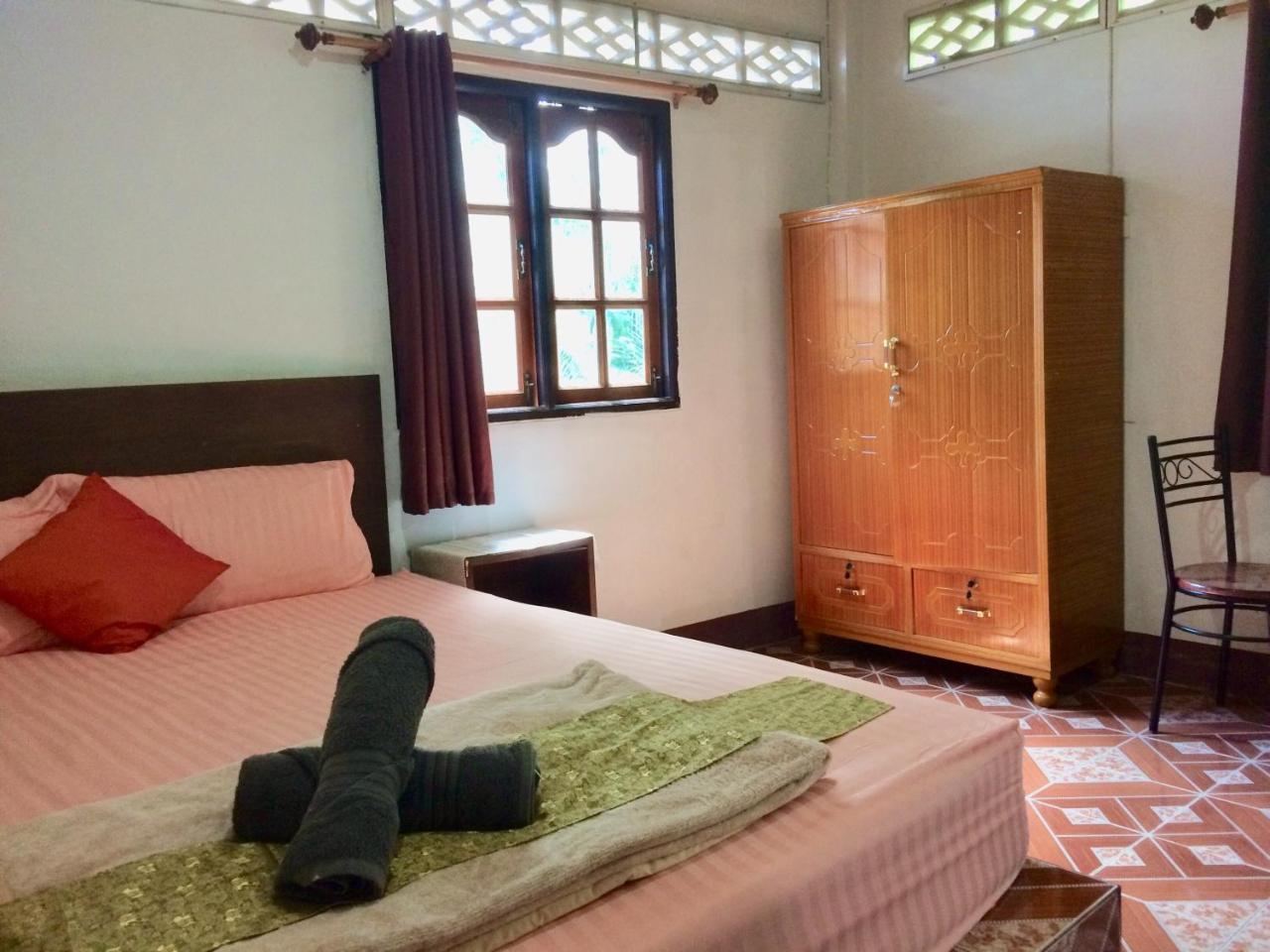 Отель Hide-In House Ко-Ланта Экстерьер фото